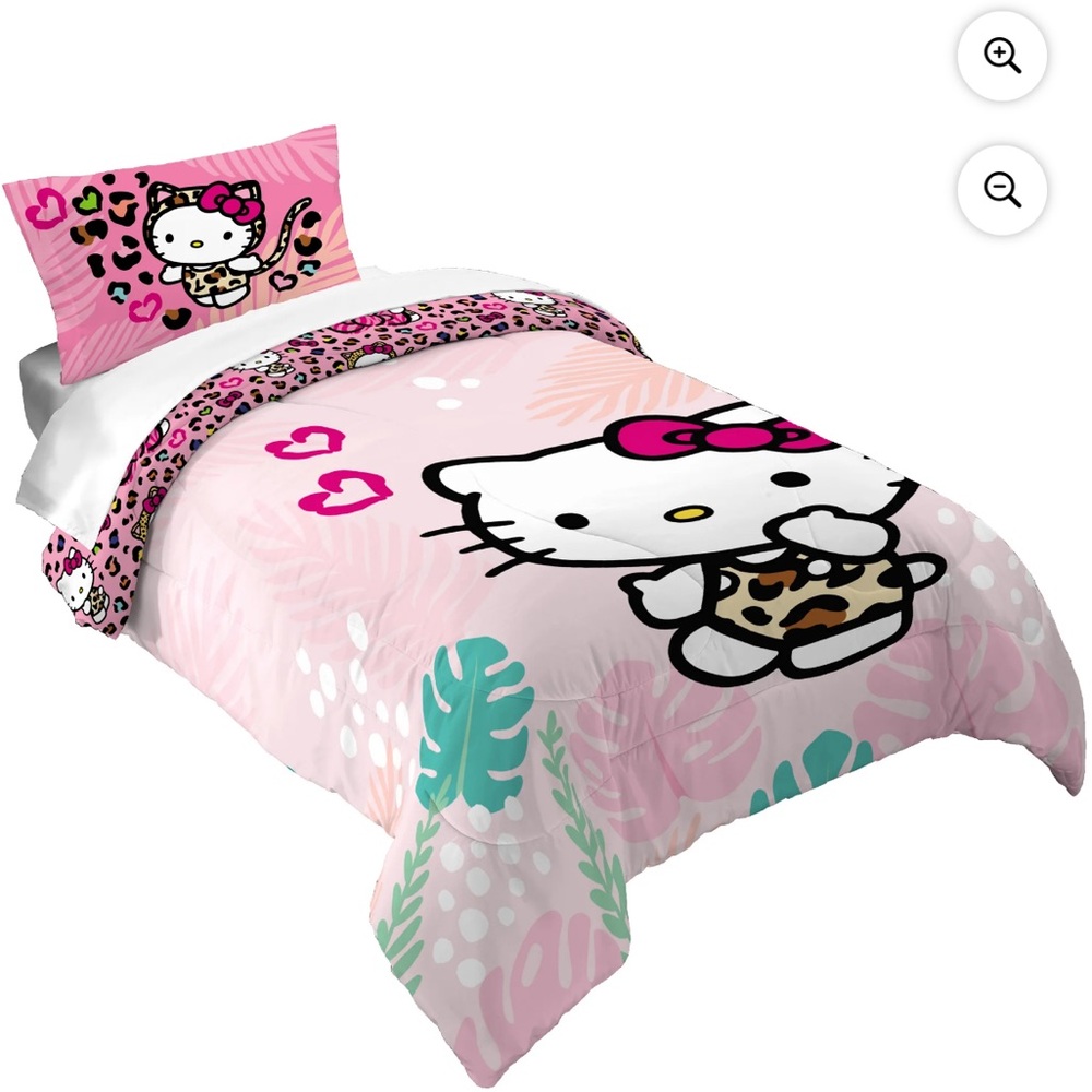 Hello Kitty Kids 2 Piece Pink Reversible Comforter and Pillowcase set, FULL